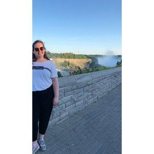 Meet your Posher, Lea